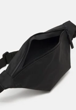 Rains Bum Bag Mini Unisex - Sac Banane - Black 8 Rains Bum Bag Mini Unisex - Sac Banane - Black -Rains 89090bf8852e437f8bd78fba3f449c83