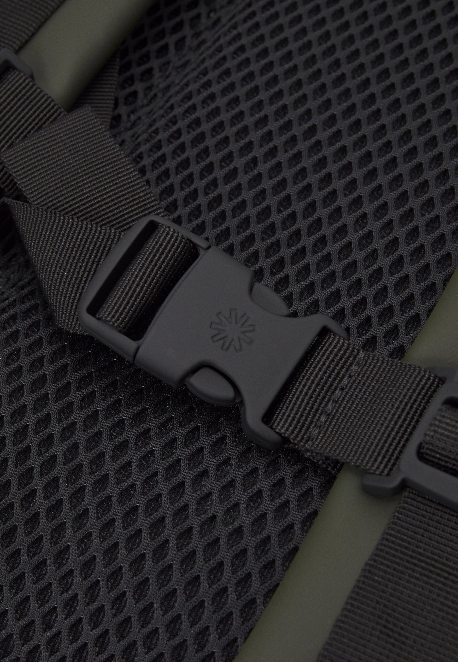 Rains Rolltop Rucksack Unisex - Sac À Dos - Green 6 Rains Rolltop Rucksack Unisex - Sac À Dos - Green – Image 4