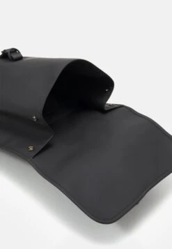 Rains Unisex - Sac À Dos - Black 9 Rains Unisex - Sac À Dos - Black -Rains af9ca92cd05043dabad496657f81f8ee