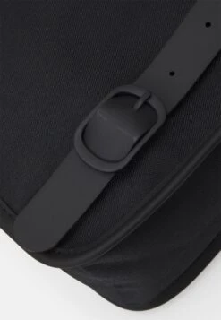 Rains Backpack Unisex - Sac À Dos - Black -Rains cc14a7397d08466193a2d47982f4341a