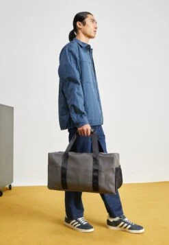 Rains Trail Gym Bag Unisex - Sac De Sport - Grey -Rains dbf7bdc458ea482d9f5b899e09d23b62