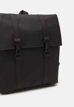 Rains Bag Mini Unisex - Sac À Dos - Black 9 Rains Bag Mini Unisex - Sac À Dos - Black -Rains e5da3737ed364dcc8323adacd9a97f87